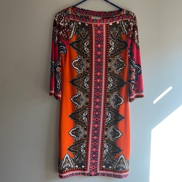 Ice women’s 3/4 sleeve shift dress with vibrant colors and print Size 4 - Picture 2 of 9